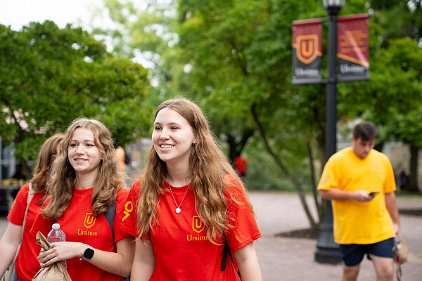 move in, day of service, welcome week orientation 2023 candid