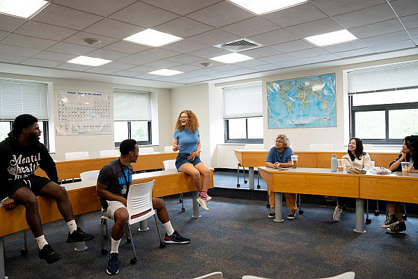 move in, day of service, welcome week orientation 2023 candid