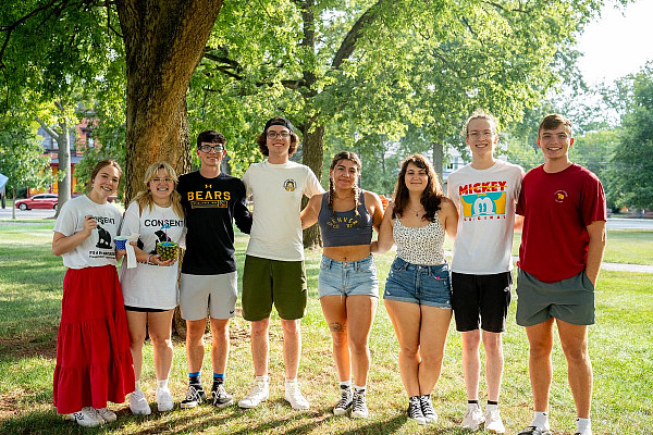 move in, day of service, welcome week orientation 2023 candid