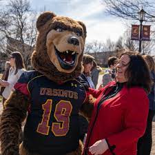 president hannigan and the UC mascot
