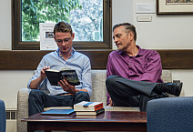 Trey Dykeman '25 and Dr. Kelly Sorensen do research during the 2024 Summer Fellows Program