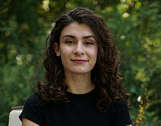 Tia Alan '24