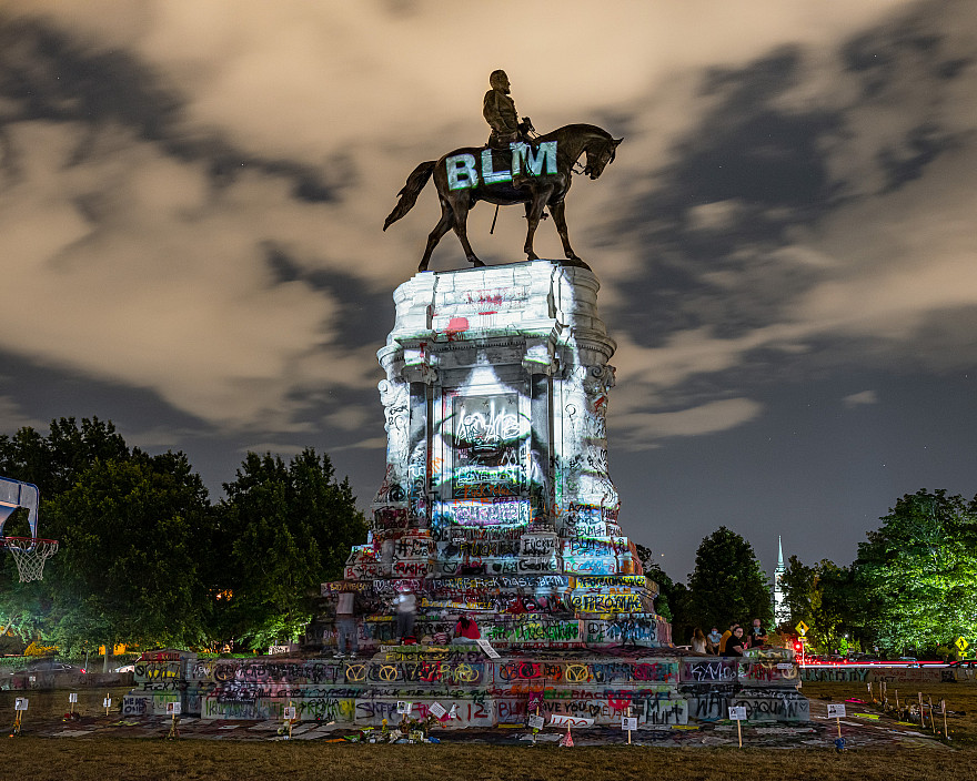 Kris Graves, George Floyd Projection, 2020.