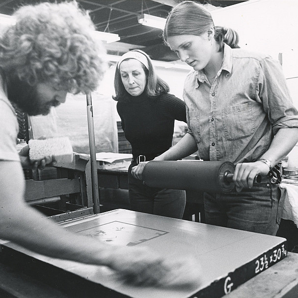 Françoise Gilot printing Air at Tamarind with Joy Purmal Baker, 1977