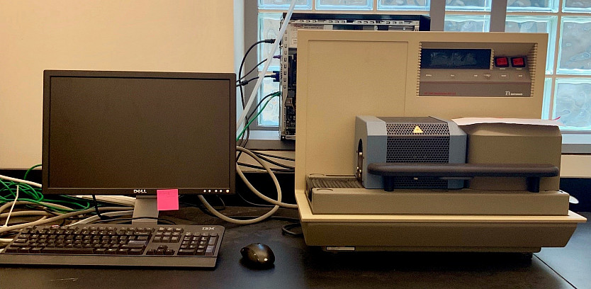 TA Instruments SDT 2960 Differential Scanning Calorimeter and Thermogravimetric Analyzer