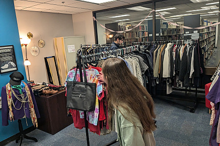 Students browsing for items at BearShare.