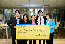 Chris Tan (center) and his Case Competition winning team