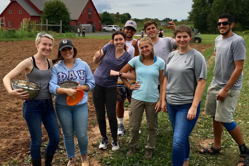 Group of students at Willow Creek Farm