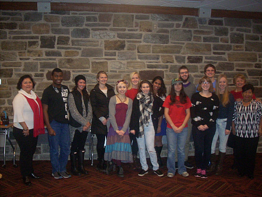 UC student volunteers in new Spanish service learning program, Fall 2014.